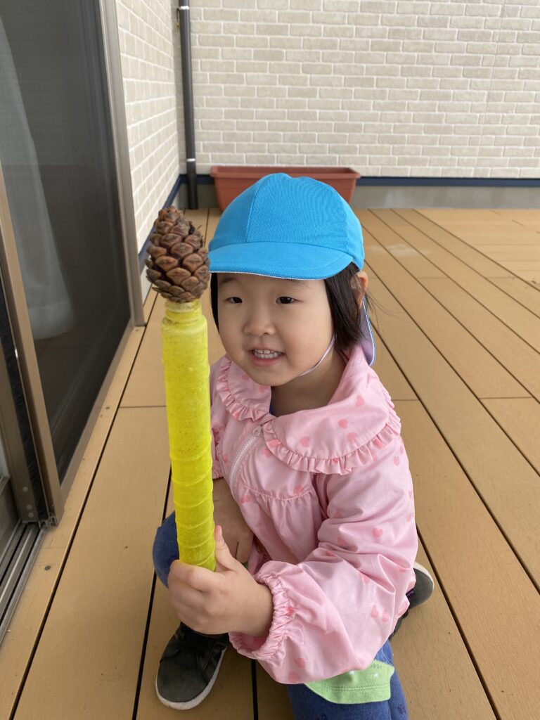 秋ならではの？！にじ組（2歳児）